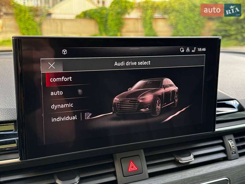 Седан Audi A4 2021 в Киеве