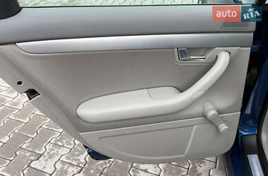 Седан Audi A4 2005 в 