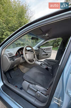 Седан Audi A4 2002 в 