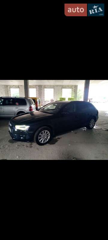 Универсал Audi A4 2014 в Хмельницком