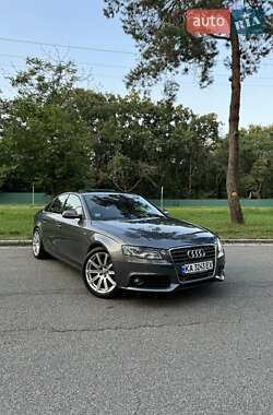Седан Audi A4 2010 в 
