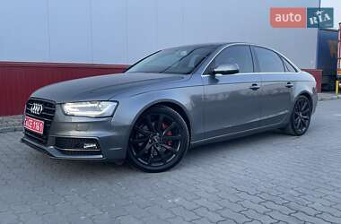 Седан Audi A4 2013 в 