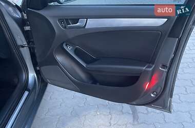 Седан Audi A4 2013 в 