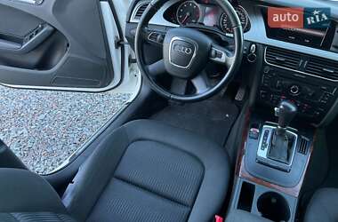 Седан Audi A4 2010 в 