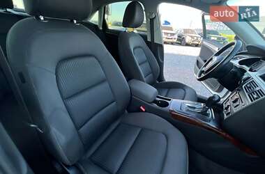 Седан Audi A4 2010 в 