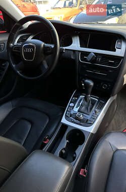 Седан Audi A4 2012 в 