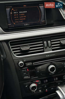 Седан Audi A4 2015 в 