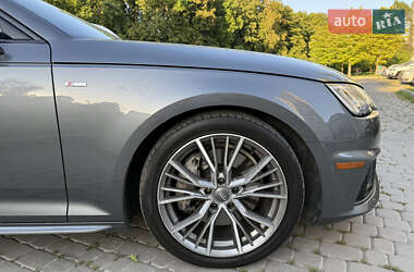 Седан Audi A4 2018 в 