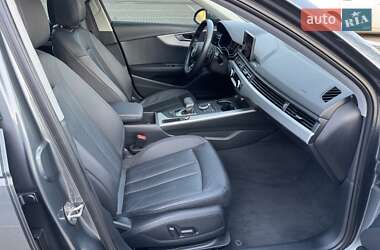 Седан Audi A4 2017 в 