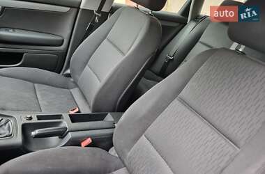 Универсал Audi A4 2004 в 