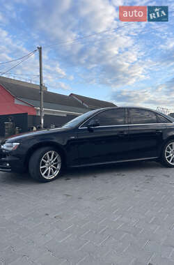 Седан Audi A4 2014 в 