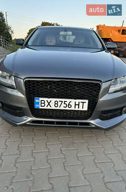 Седан Audi A4 2012 в 