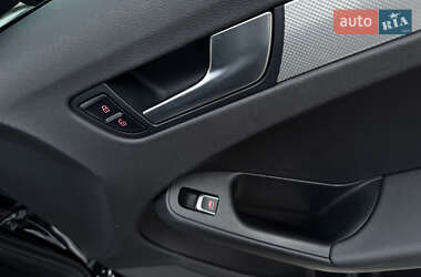 Седан Audi A4 2015 в 