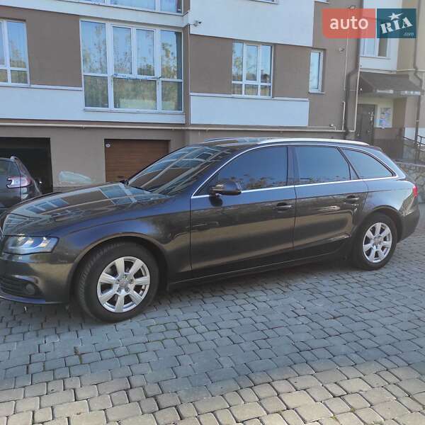 Универсал Audi A4 2009 в Ивано-Франковске