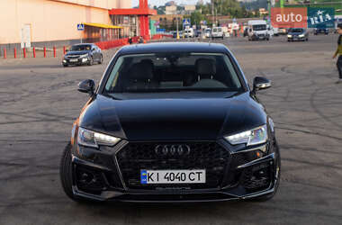 Седан Audi A4 2016 в Киеве