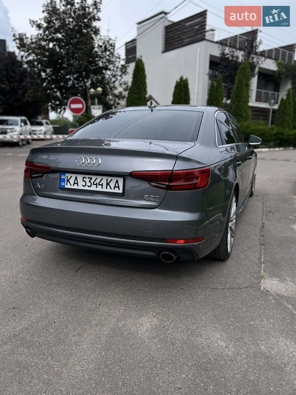 Седан Audi A4 2017 в Киеве