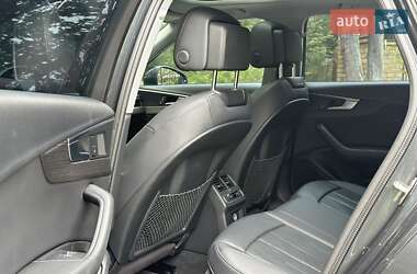 Седан Audi A4 2018 в 