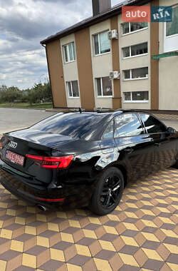 Седан Audi A4 2017 в 