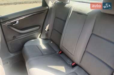 Седан Audi A4 2001 в 