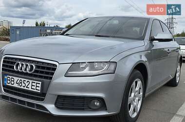 Седан Audi A4 2009 в 