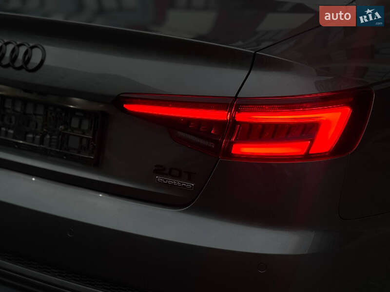 Седан Audi A4 2017 в Ровно