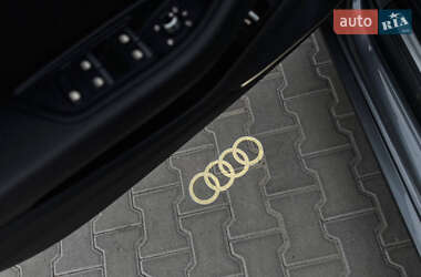 Седан Audi A4 2017 в 