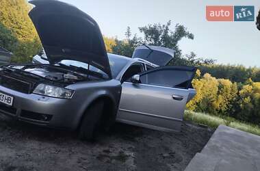 Универсал Audi A4 2004 в 