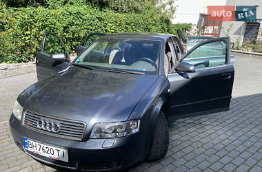 Седан Audi A4 2002 в 