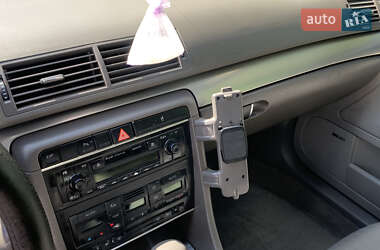 Седан Audi A4 2002 в 
