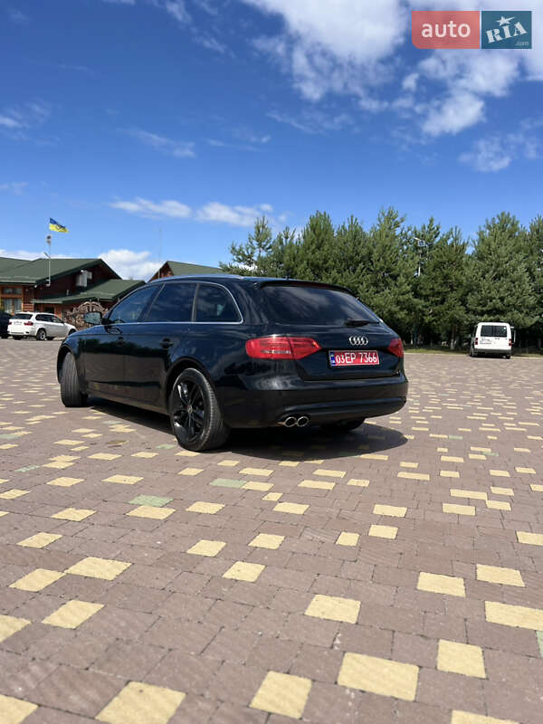 Универсал Audi A4 2012 в Львове