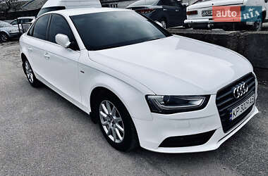Седан Audi A4 2013 в Запорожье