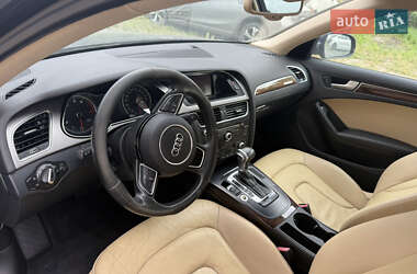 Седан Audi A4 2015 в 