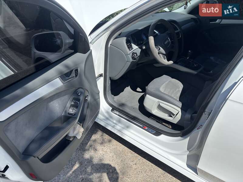 Универсал Audi A4 2015 в Новомосковске