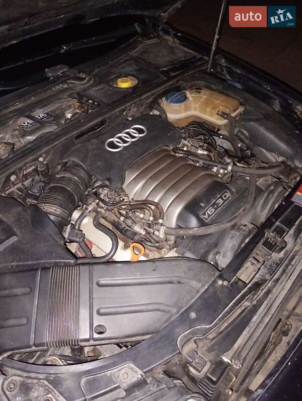 Седан Audi A4 2001 в Хмільнику