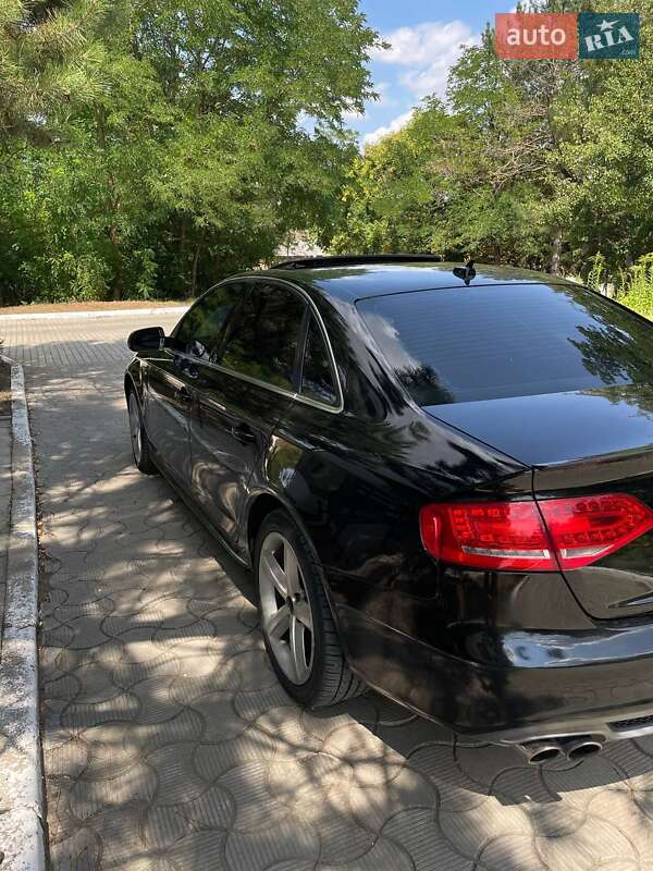Седан Audi A4 2011 в Окнах фото 6 Седан Audi A4 2011 в Окнах