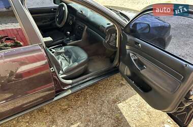 Седан Audi A4 1995 в 