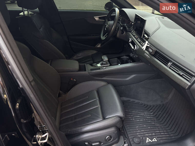 Седан Audi A4 2020 в Одессе