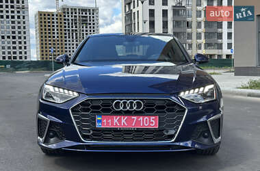 Седан Audi A4 2020 в 