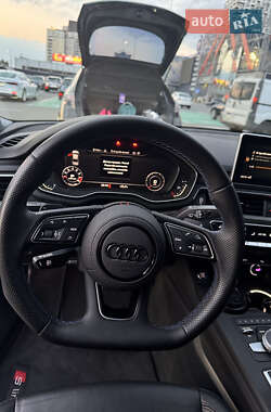 Седан Audi A4 2017 в 