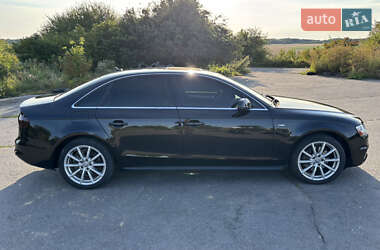 Седан Audi A4 2015 в 