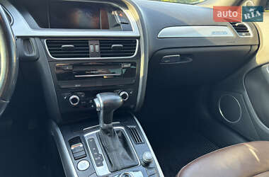 Седан Audi A4 2015 в 