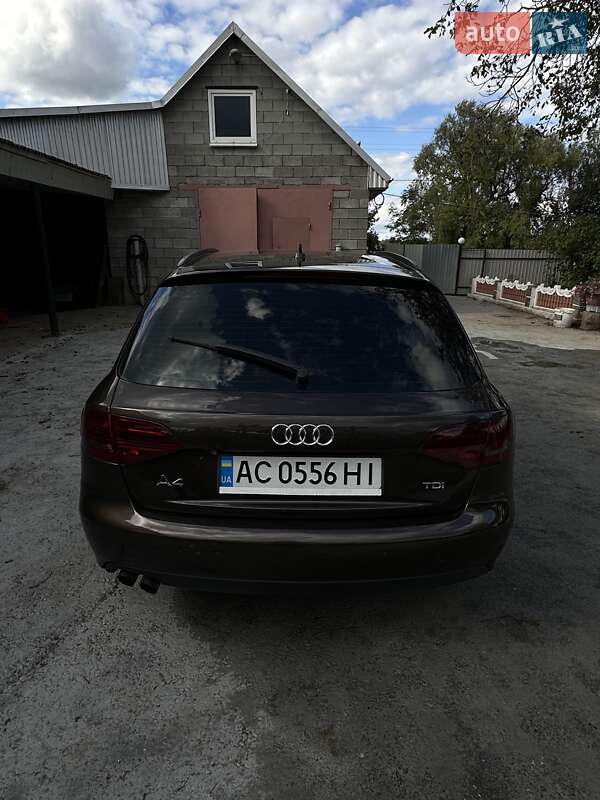 Универсал Audi A4 2011 в Нетешине фото 8 Универсал Audi A4 2011 в Нетешине