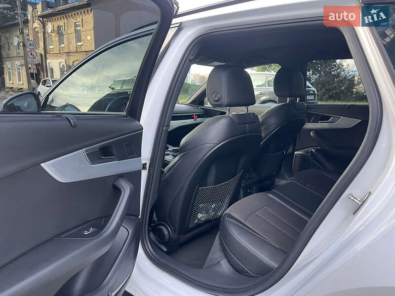 Универсал Audi A4 2016 в Киеве
