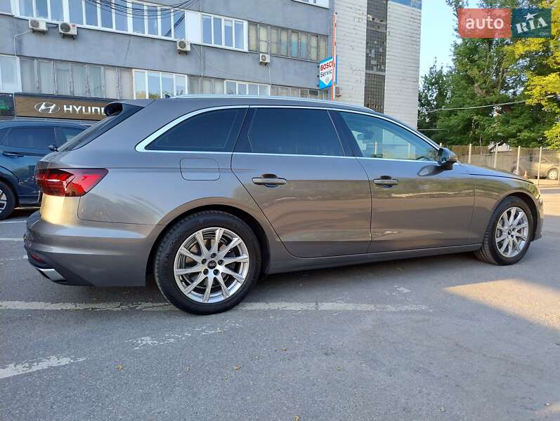 Универсал Audi A4 2022 в Киеве фото 9 Универсал Audi A4 2022 в Киеве