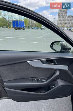 Универсал Audi A4 2018 в 