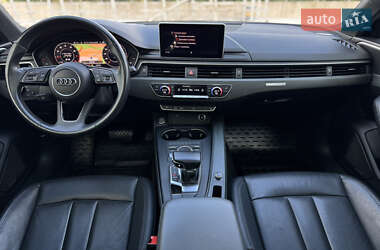 Седан Audi A4 2019 в 