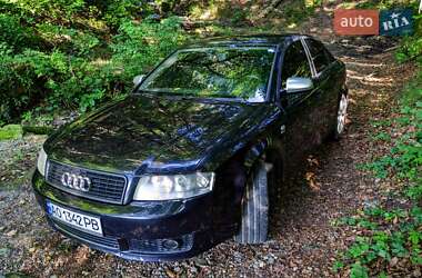 Седан Audi A4 2002 в 