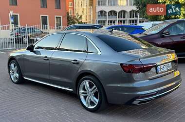 Седан Audi A4 2021 в 