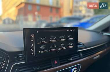 Седан Audi A4 2021 в 