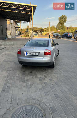 Седан Audi A4 2001 в 